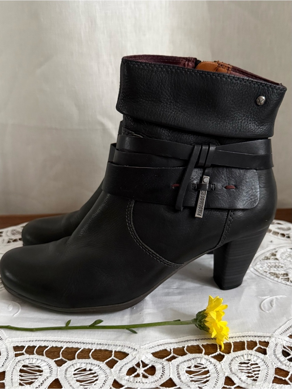 Pikolinos Leather Boots 39 US 8.5 Black Strappy Slouchy Heeled Booties
